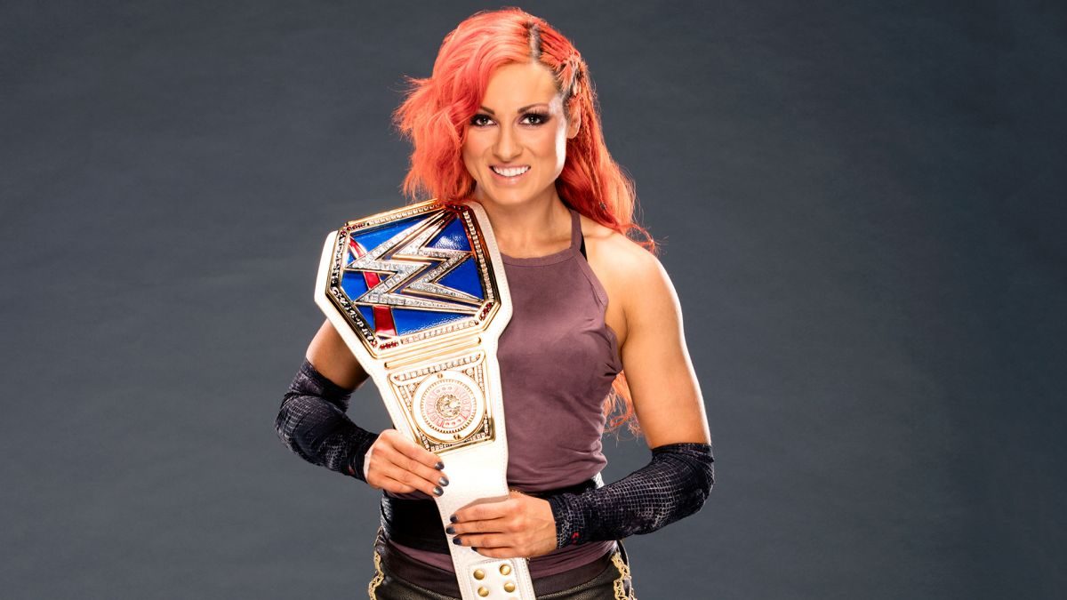 "WWE Female Wrestler Achieves Milestone: Celebrates Attainment of U.S. Citizenship"